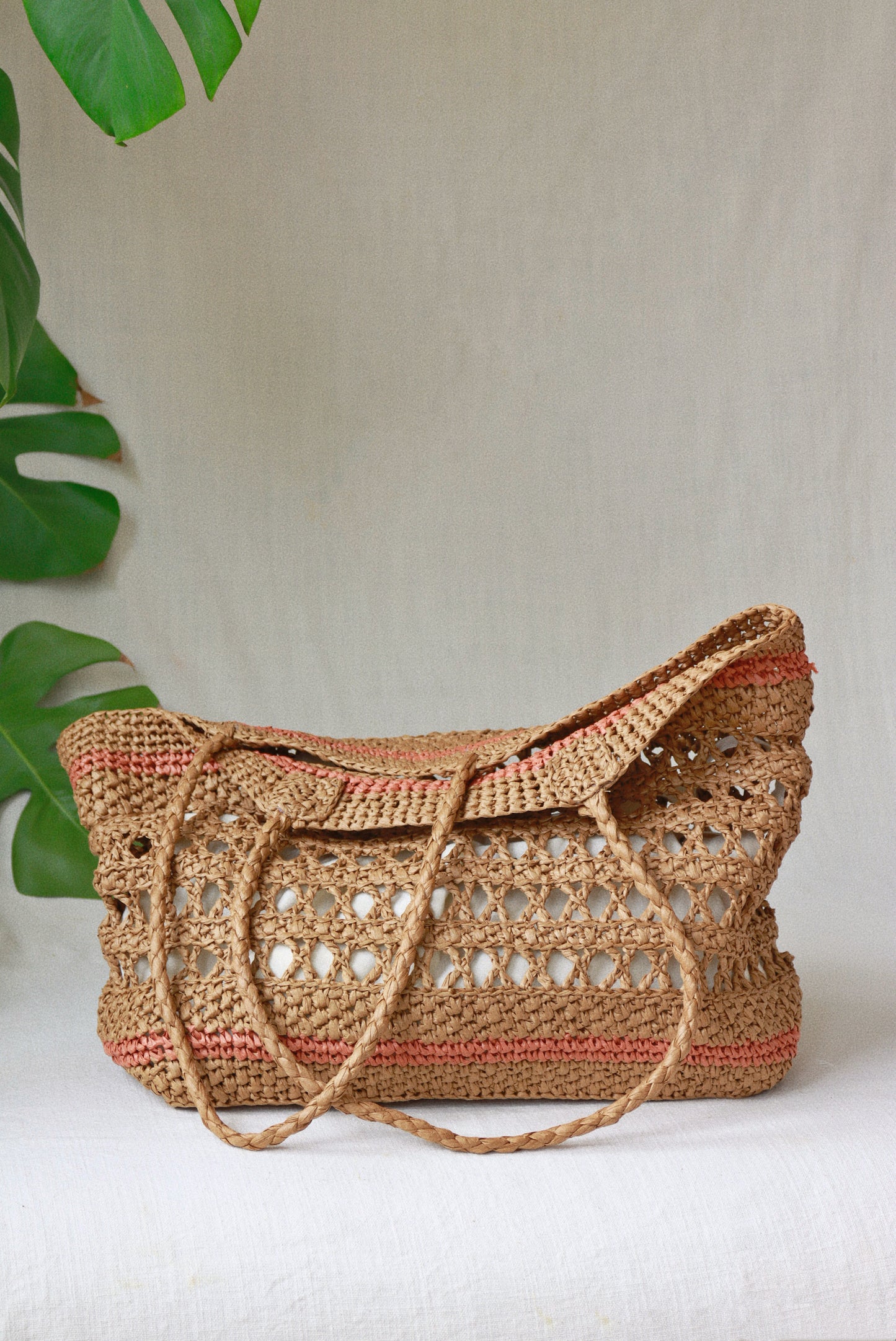 Große Raffia-Strandtasche