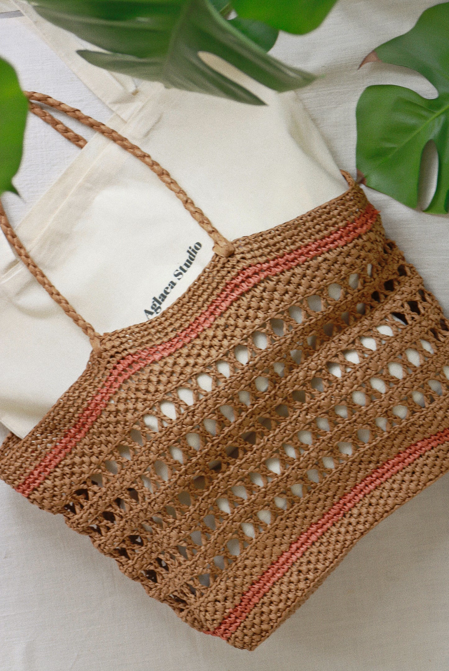 Große Raffia-Strandtasche